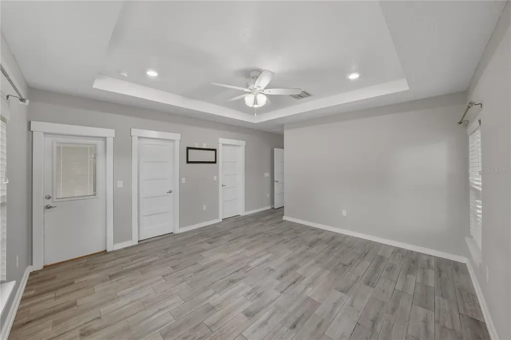 13907 9th Street Dade City FL 33525