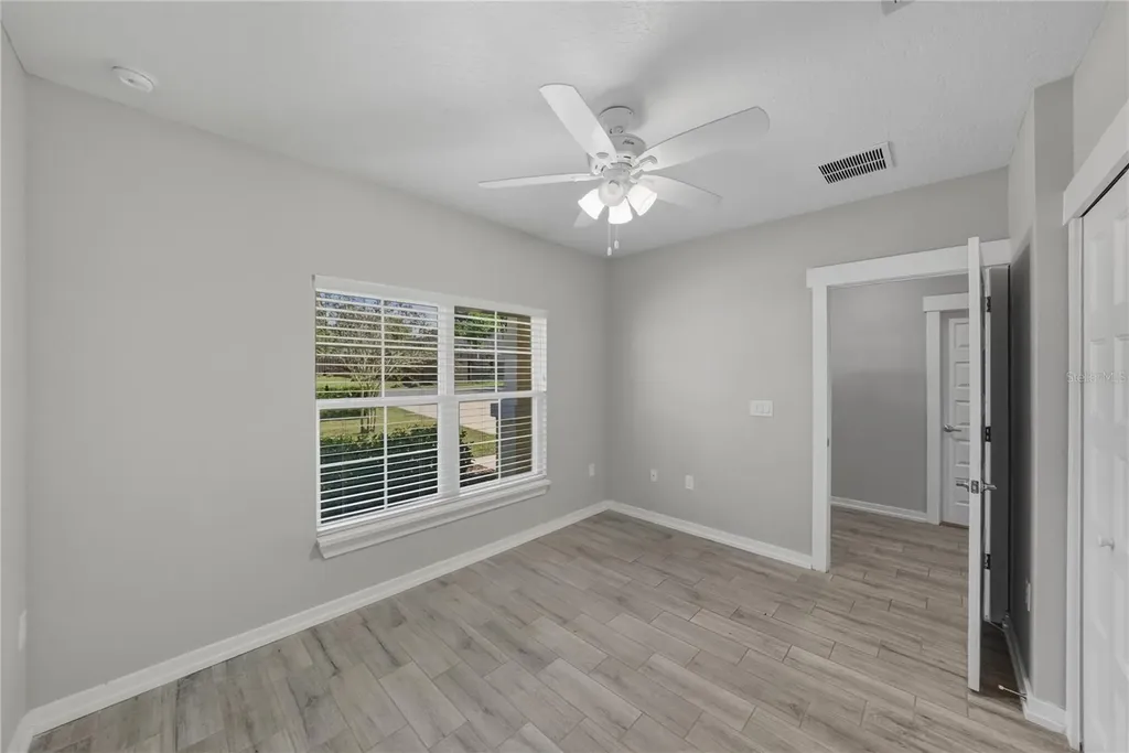 13907 9th Street Dade City FL 33525