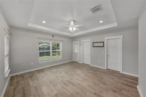 13907 9th Street Dade City FL 33525