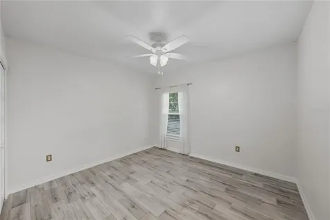 13907 9th Street Dade City FL 33525