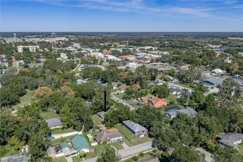 13907 9th Street Dade City FL 33525