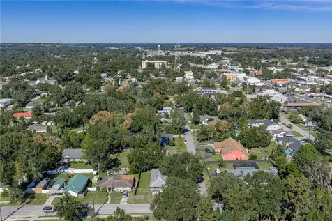 13907 9th Street Dade City FL 33525