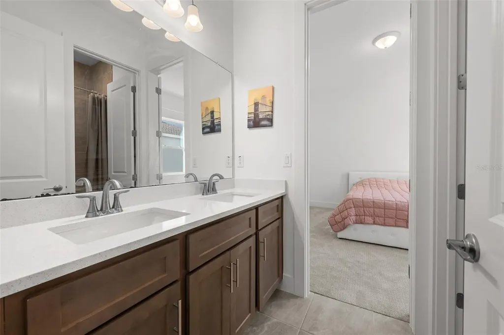 9185 Sanders Tree Loop Wesley Chapel FL 33545