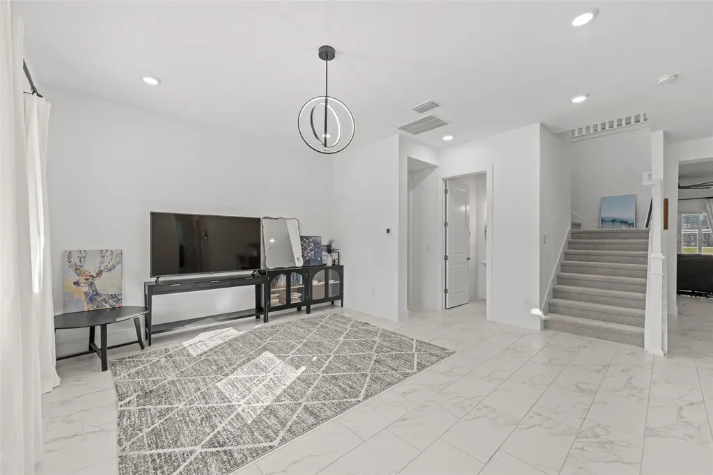 9185 Sanders Tree Loop Wesley Chapel FL 33545