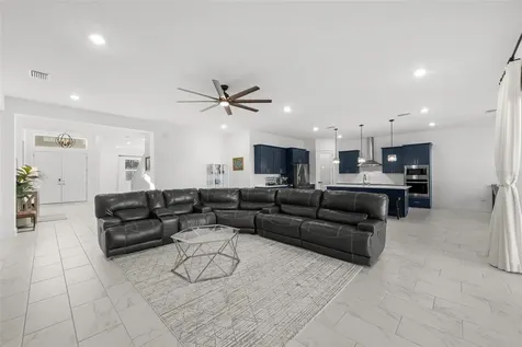 9185 Sanders Tree Loop Wesley Chapel FL 33545