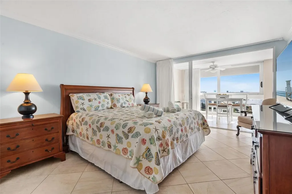 5966 Midnight Pass Road Sarasota FL 34242