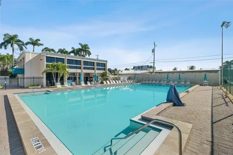 5966 Midnight Pass Road Sarasota FL 34242