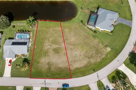 19 Bunker Terrace Rotonda West FL 33947