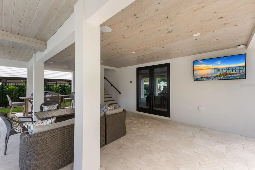 2415 Avenue B Bradenton Beach FL 34217