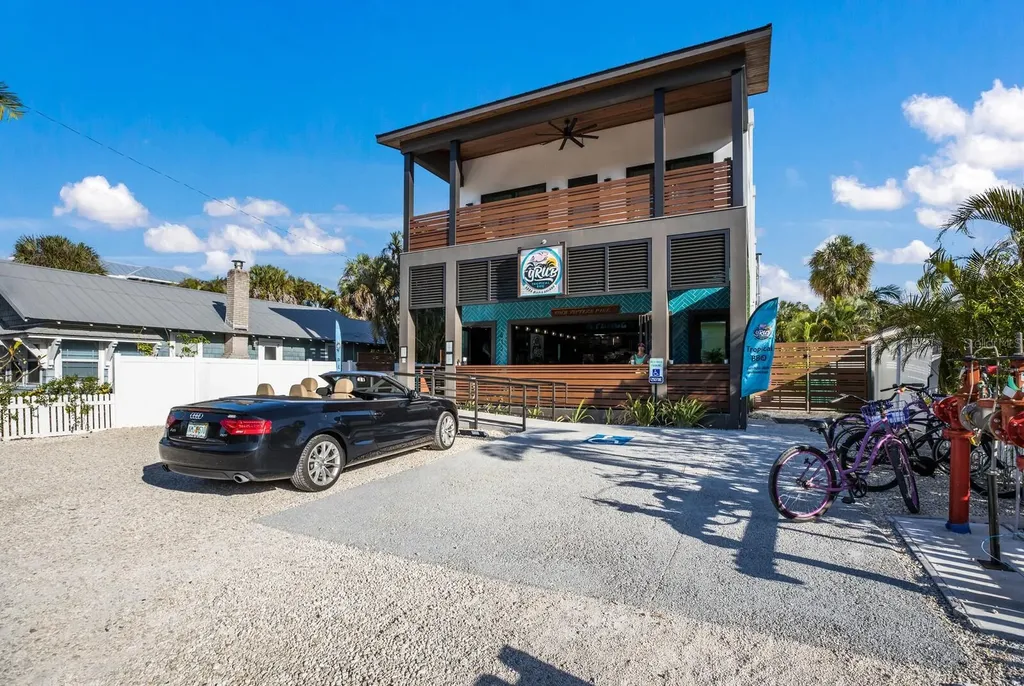 2415 Avenue B Bradenton Beach FL 34217