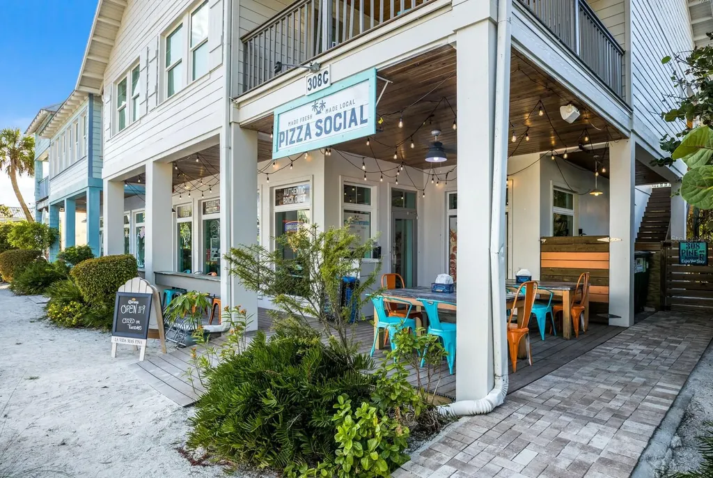 2415 Avenue B Bradenton Beach FL 34217
