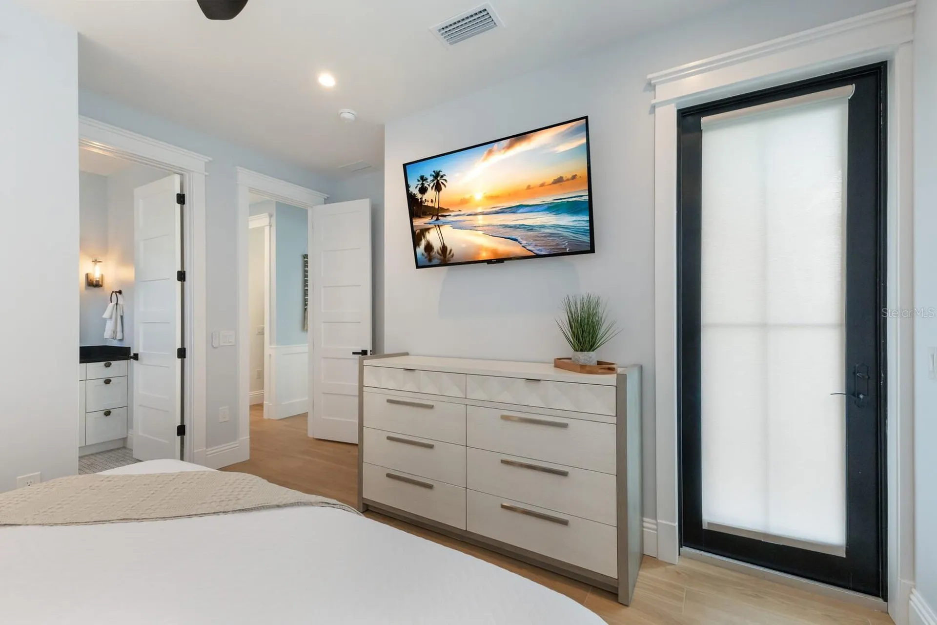 2415 Avenue B Bradenton Beach FL 34217