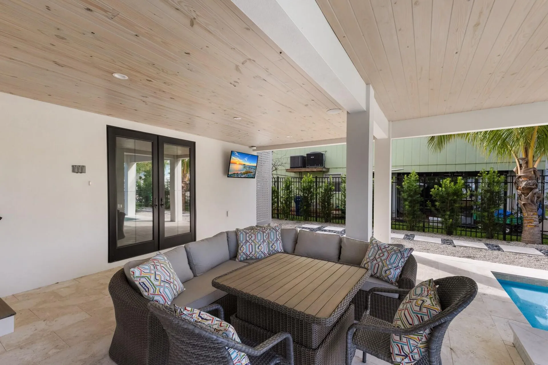 2415 Avenue B Bradenton Beach FL 34217