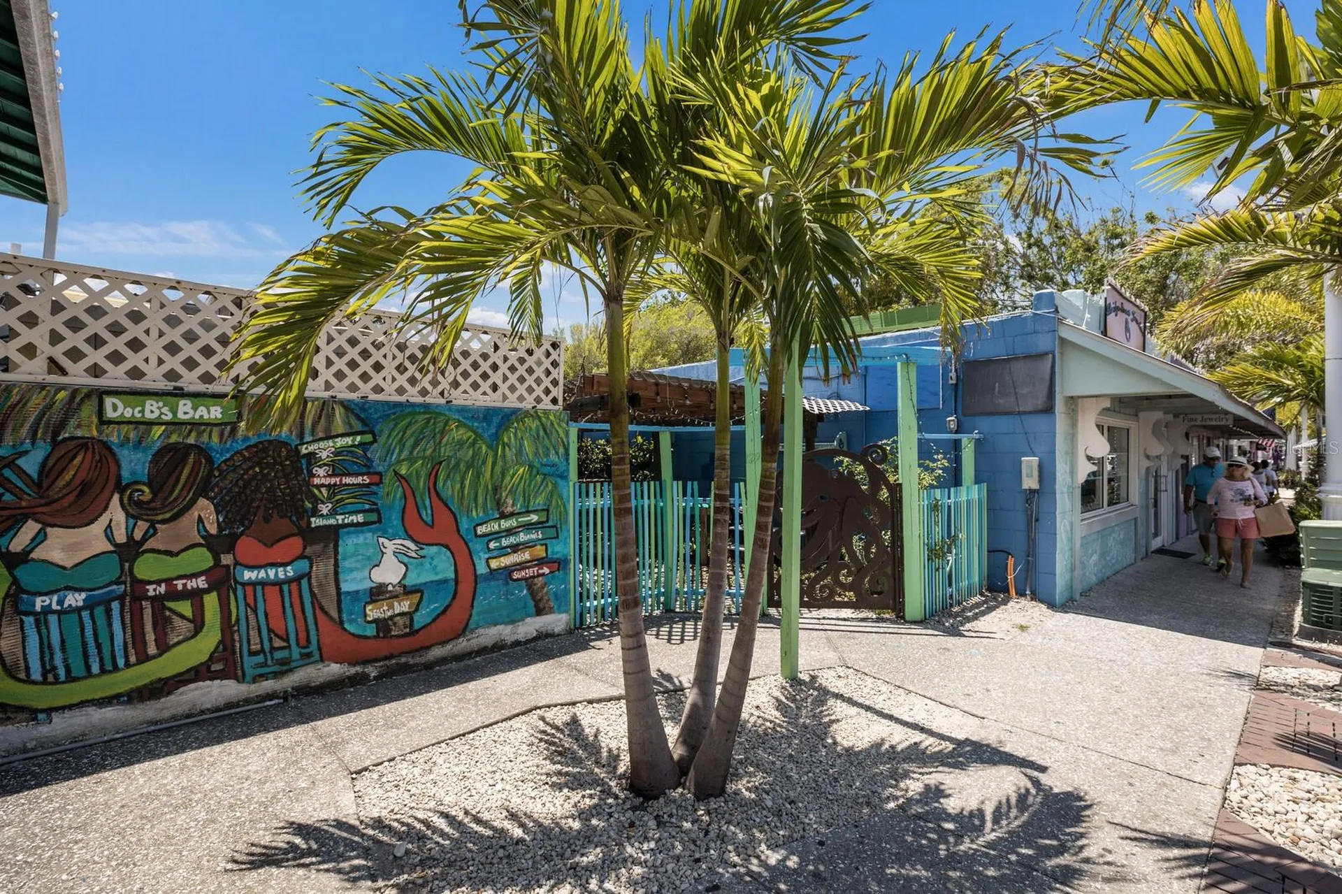 2415 Avenue B Bradenton Beach FL 34217