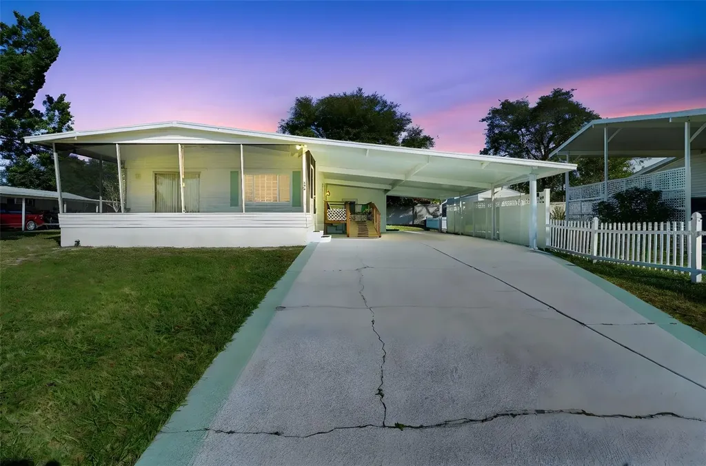 105 Florence Boulevard Debary FL 32713