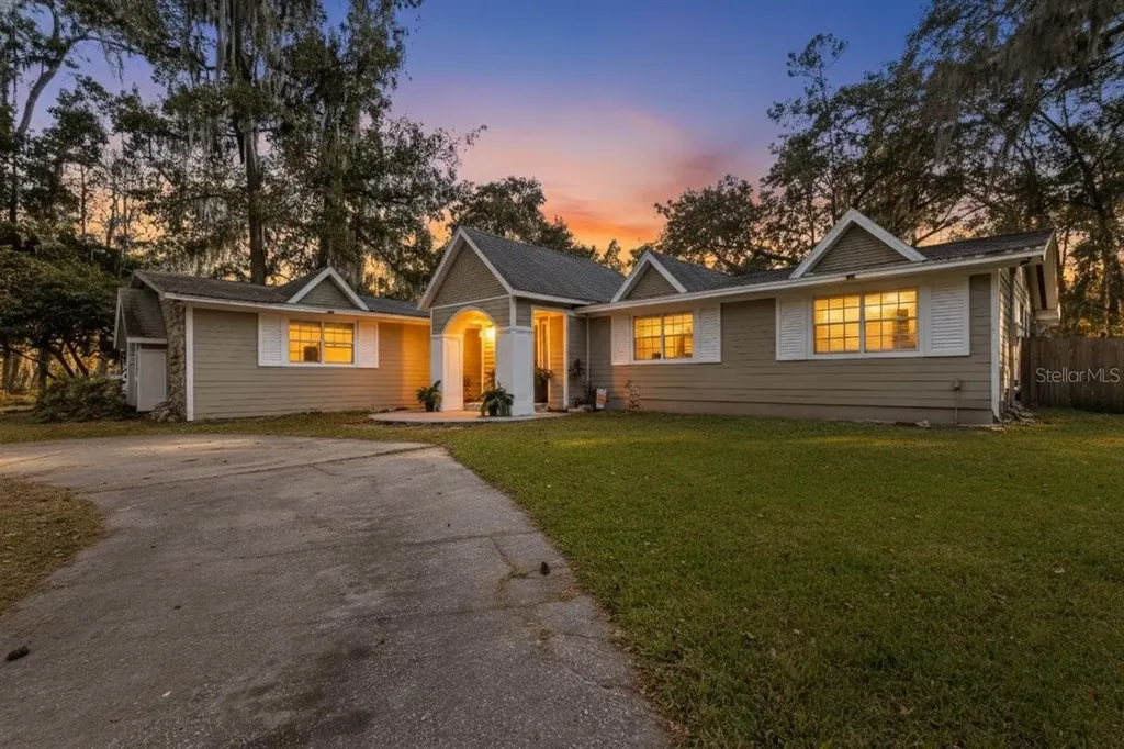 5609 NW 53rd Court Gainesville FL 32653