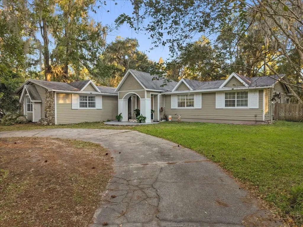 5609 NW 53rd Court Gainesville FL 32653