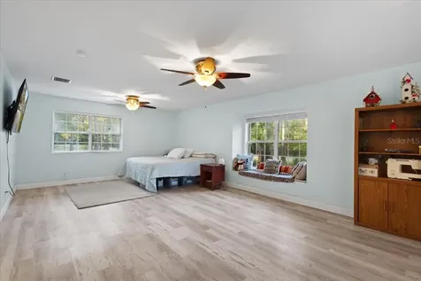 5609 NW 53rd Court Gainesville FL 32653