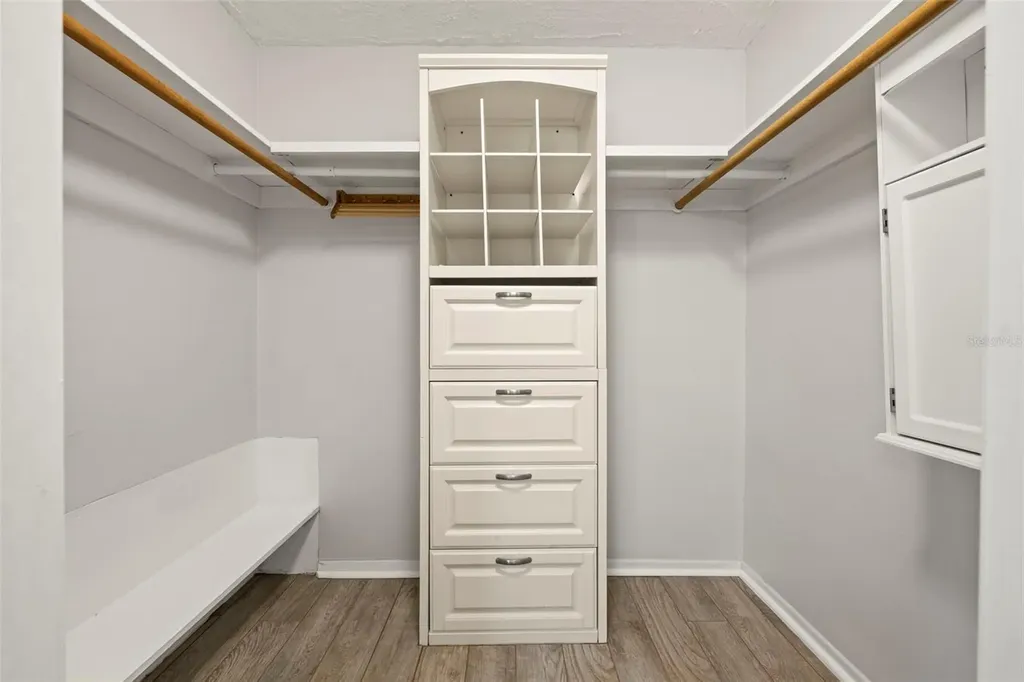 5041 Bay Boulevard Port Richey FL 34668