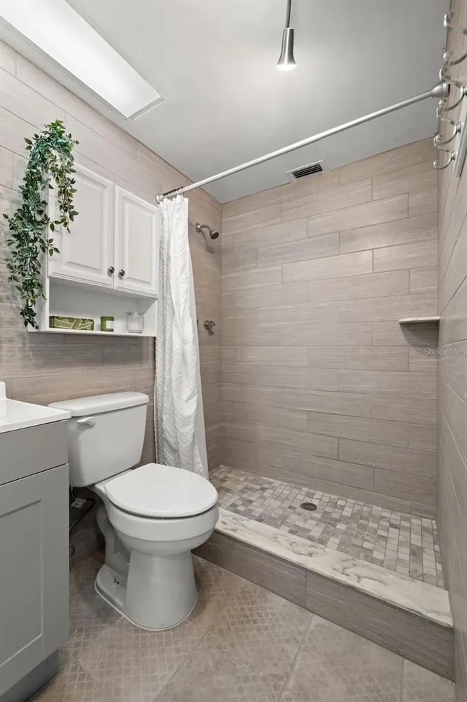 5041 Bay Boulevard Port Richey FL 34668