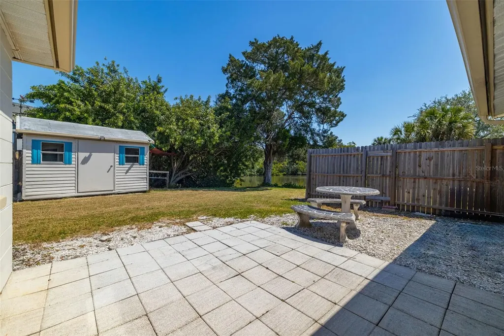 5041 Bay Boulevard Port Richey FL 34668