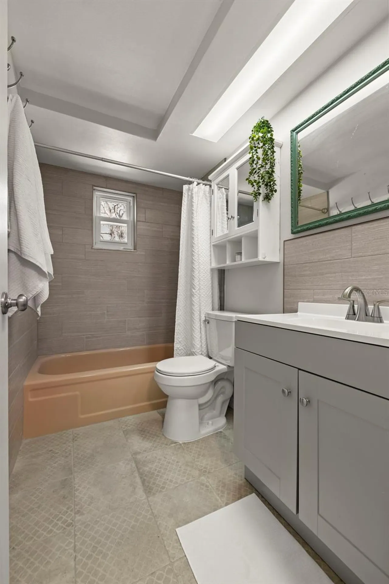 5041 Bay Boulevard Port Richey FL 34668