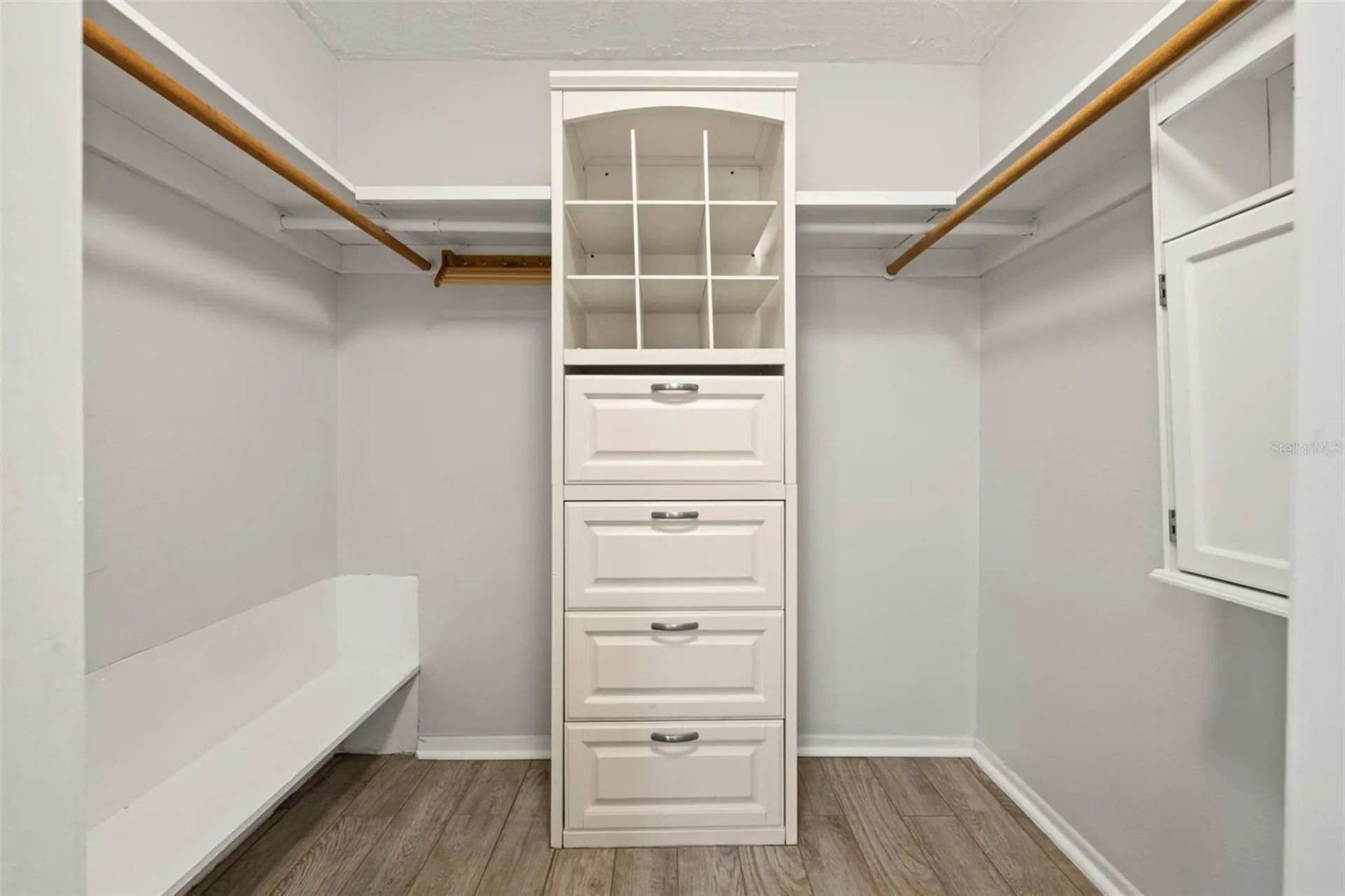 5041 Bay Boulevard Port Richey FL 34668