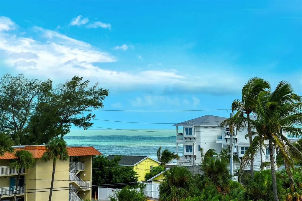 2406 Avenue C Bradenton Beach FL 34217