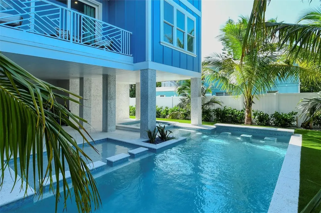 2406 Avenue C Bradenton Beach FL 34217