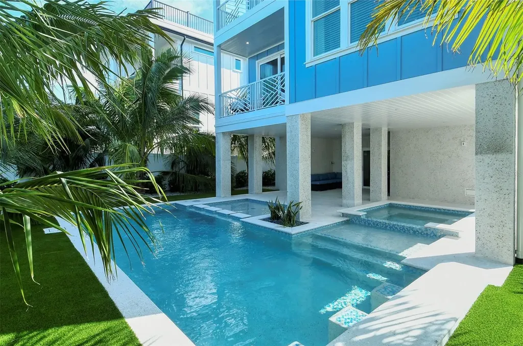 2406 Avenue C Bradenton Beach FL 34217