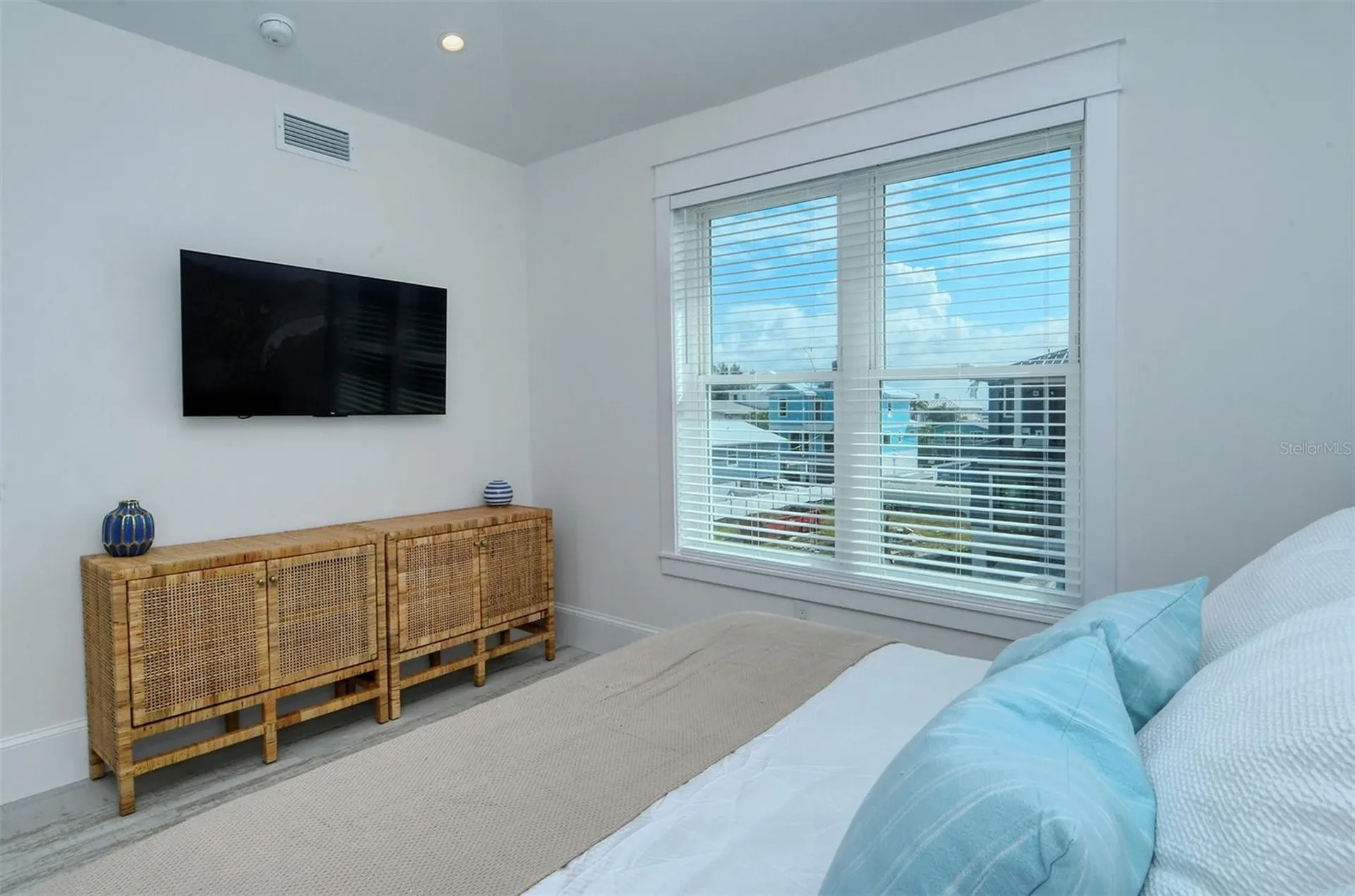 2406 Avenue C Bradenton Beach FL 34217