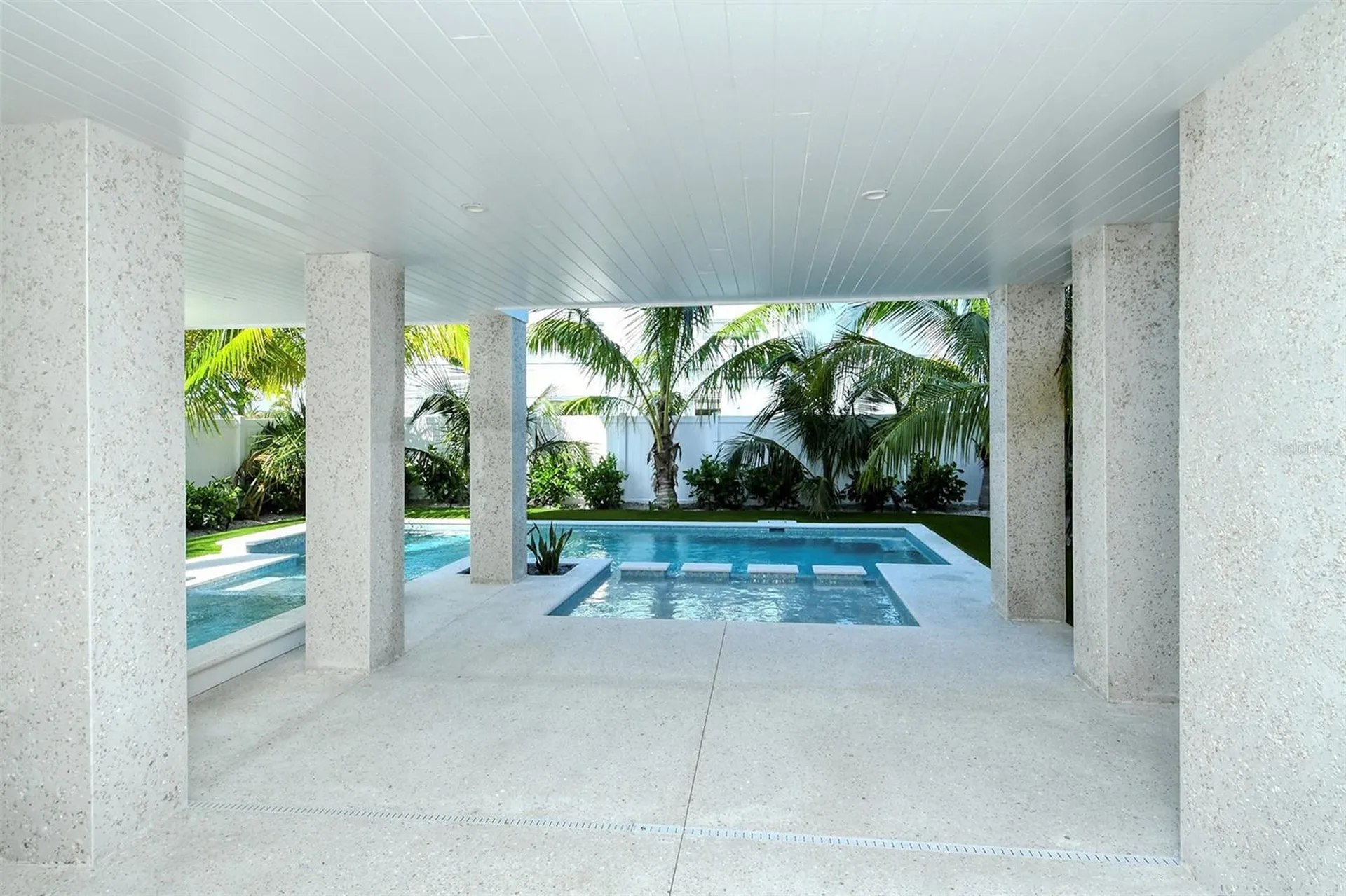 2406 Avenue C Bradenton Beach FL 34217