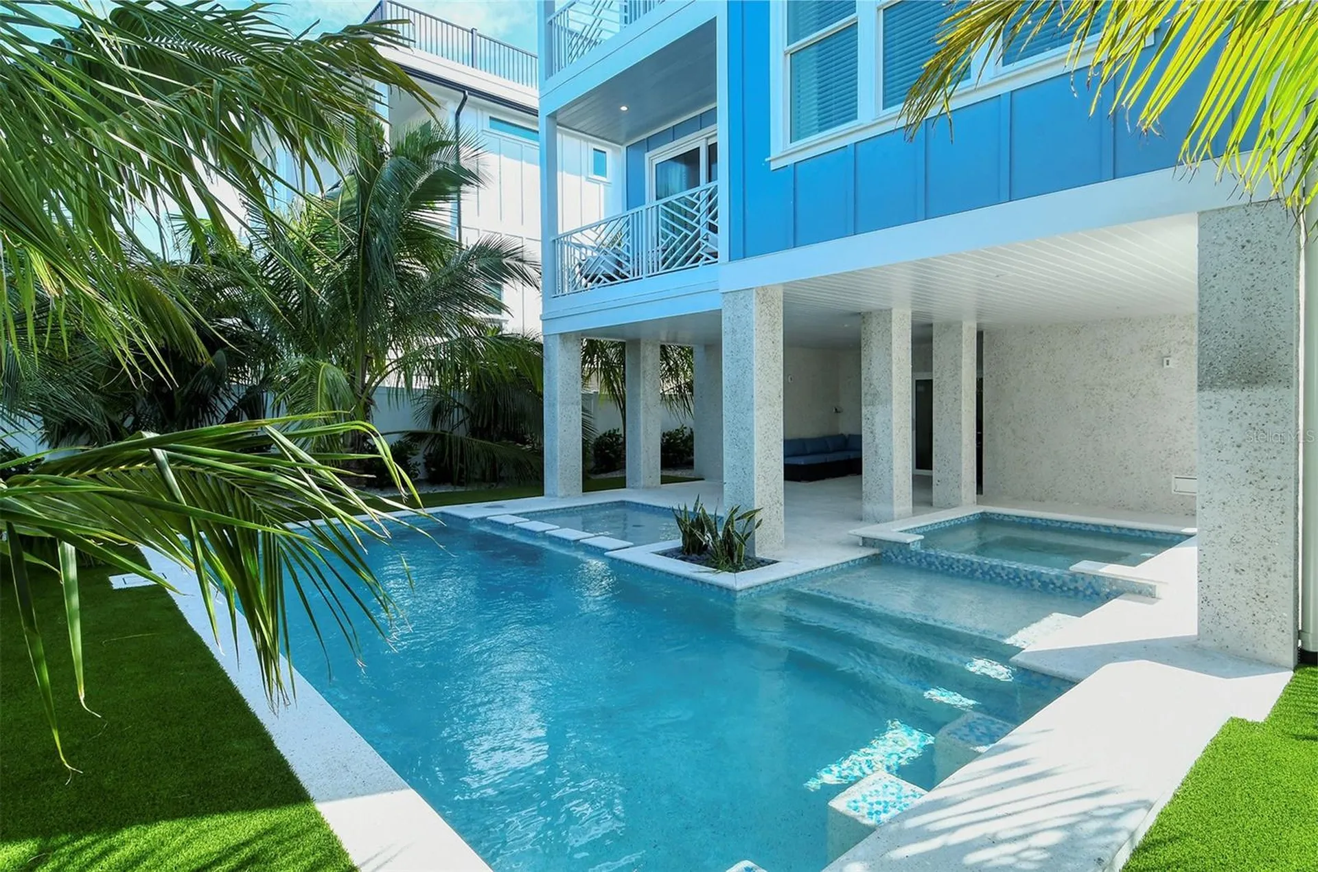 2406 Avenue C Bradenton Beach FL 34217