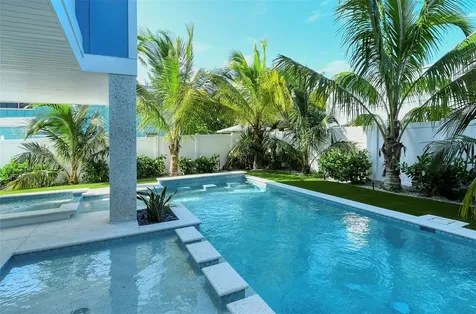 2406 Avenue C Bradenton Beach FL 34217