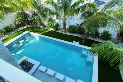 2406 Avenue C Bradenton Beach FL 34217