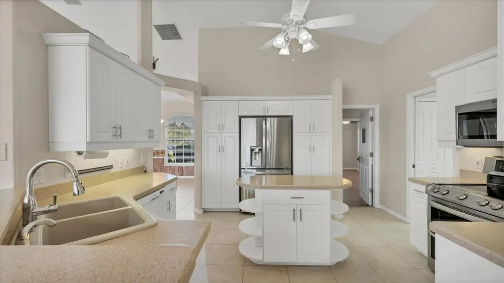 646 Boundary Boulevard Rotonda West FL 33947