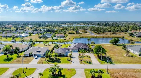 646 Boundary Boulevard Rotonda West FL 33947