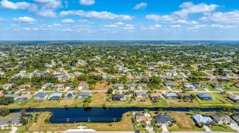 646 Boundary Boulevard Rotonda West FL 33947