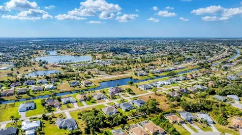646 Boundary Boulevard Rotonda West FL 33947