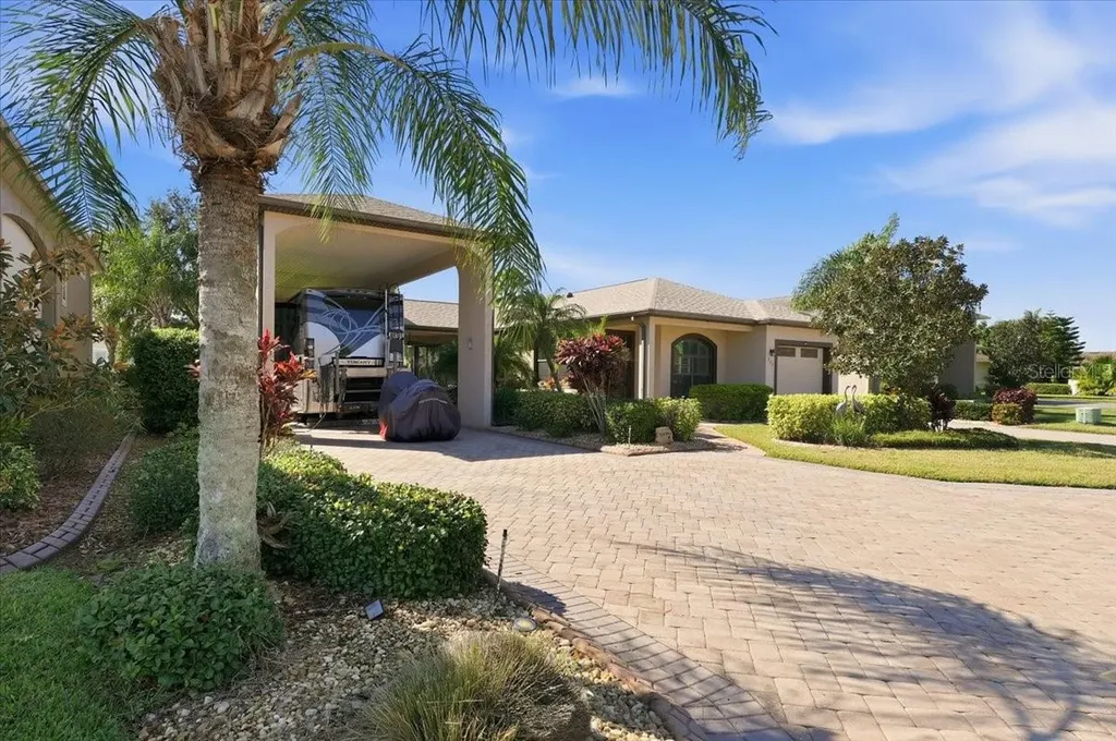 733 Meandering Way Polk City FL 33868