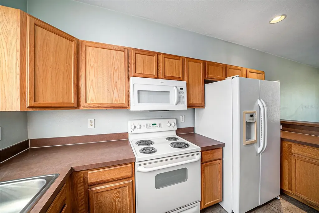 1965 Fiesta Ridge Court Tampa FL 33604