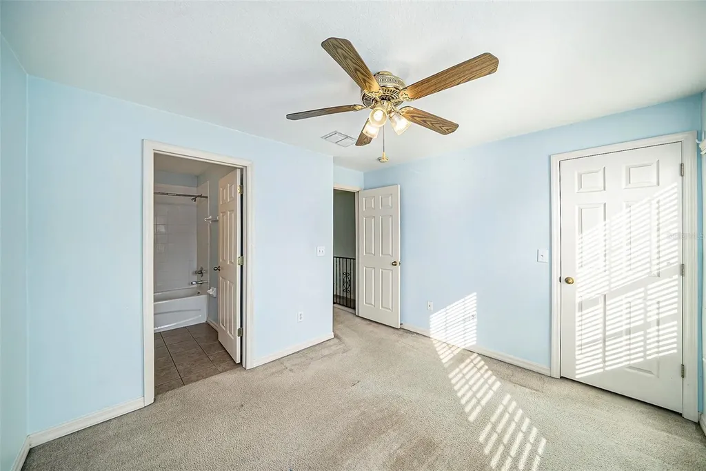 1965 Fiesta Ridge Court Tampa FL 33604