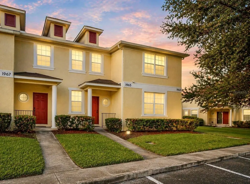 1965 Fiesta Ridge Court Tampa FL 33604