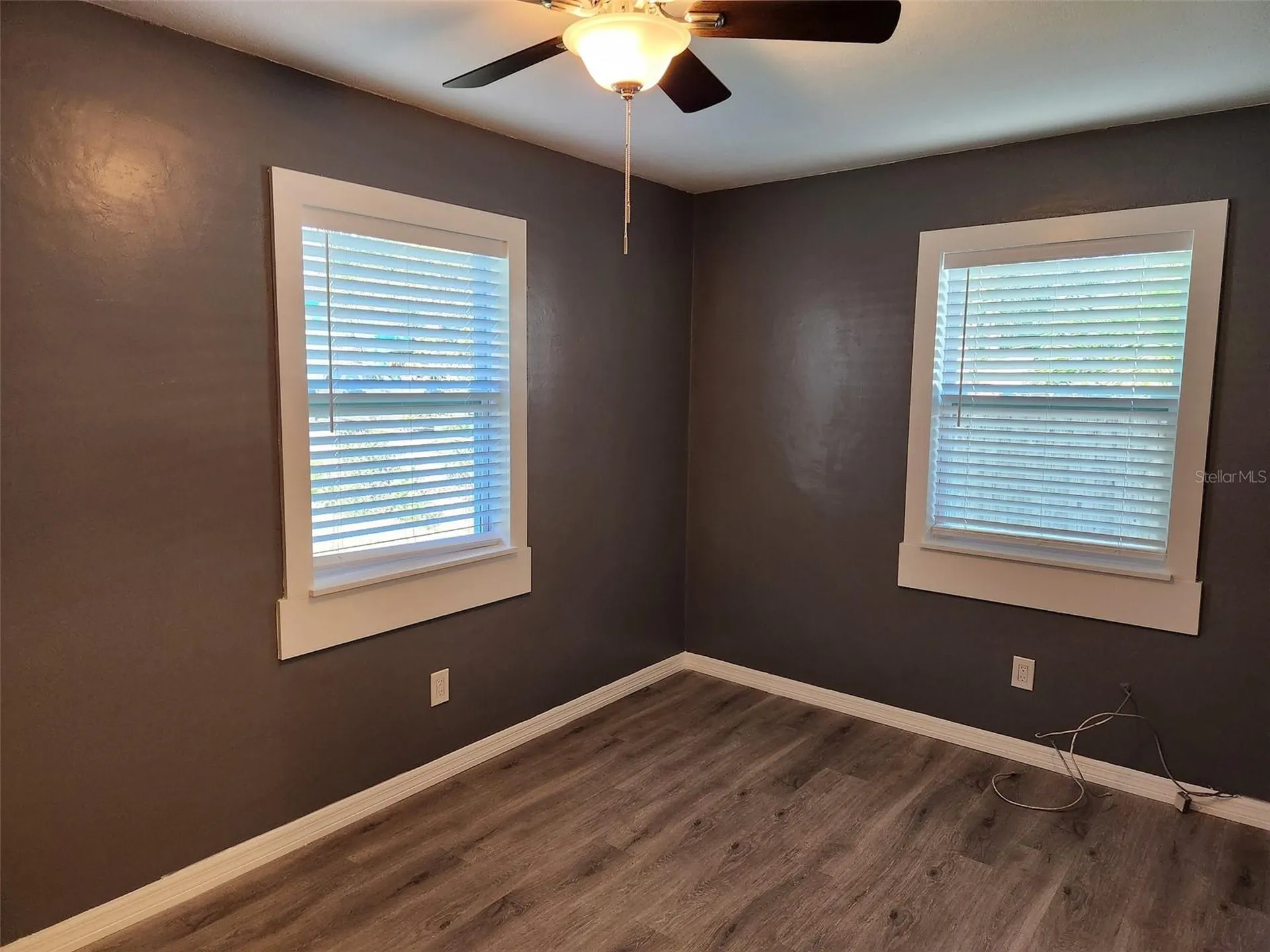 2011 11th Street W Bradenton FL 34205