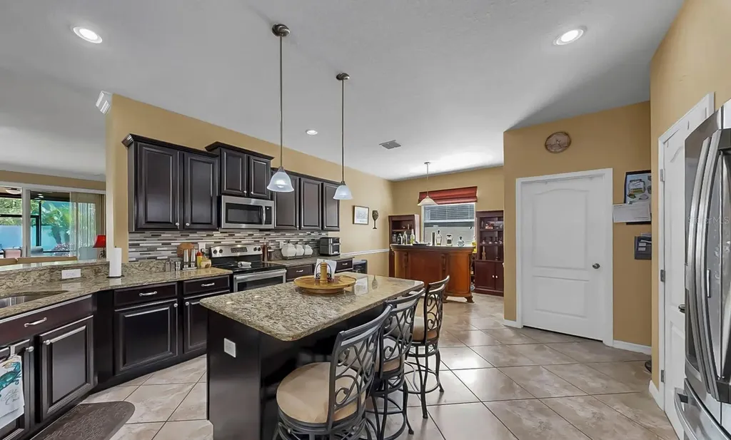 2434 Dakota Rock Drive Ruskin FL 33570
