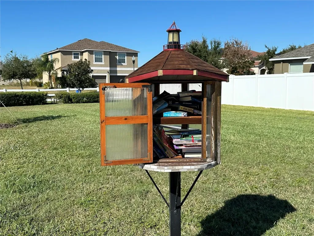 2434 Dakota Rock Drive Ruskin FL 33570