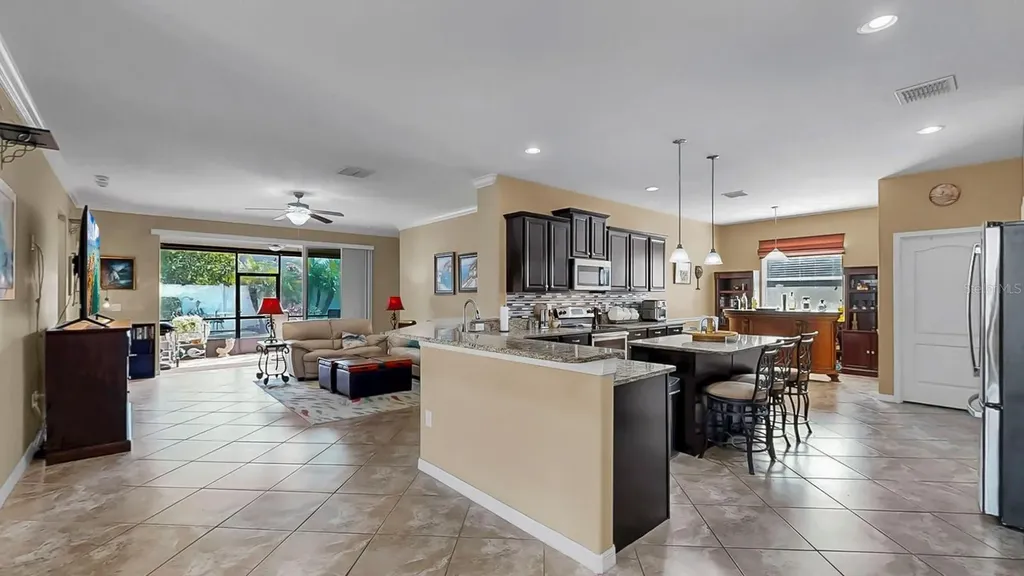 2434 Dakota Rock Drive Ruskin FL 33570