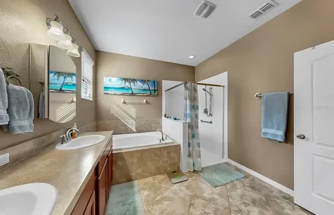 2434 Dakota Rock Drive Ruskin FL 33570