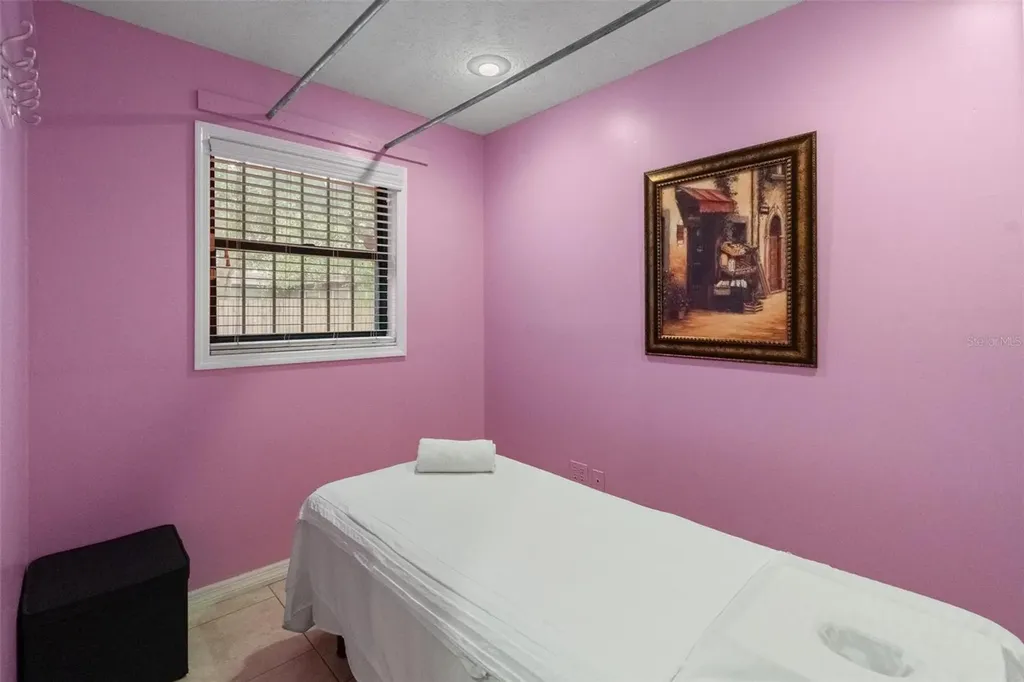 4900 33rd Avenue N St Petersburg FL 33710