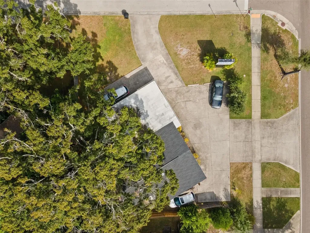 4900 33rd Avenue N St Petersburg FL 33710
